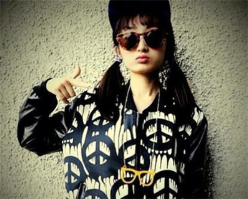 好听情侣个性签名(情侣签名唯美简短)