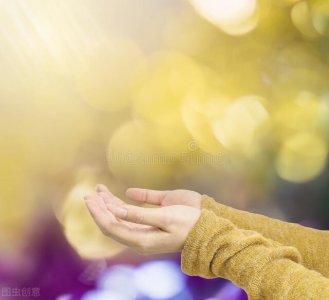 ​等人的句子短句干净（等一个人的浪漫精致文案）