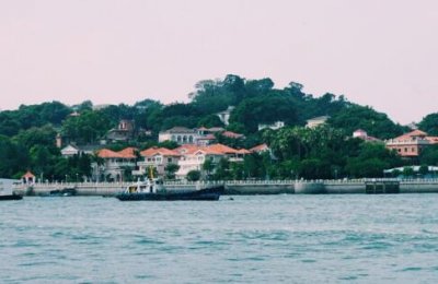 ​吹着海风听海浪唯美的句子文案（鼓浪屿文艺小句子唯美 留恋阳光沙滩以及海阔天