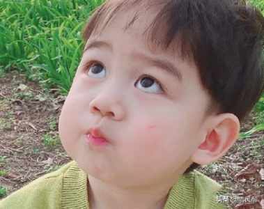 ​结婚纪念日的唯美句子发朋友圈（结婚纪念日怎么发朋友圈说说）