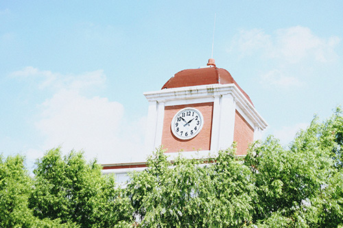 下雨唯美的句子及图片(27句)