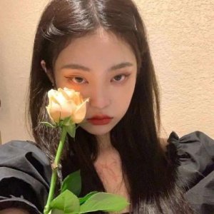 ​洒脱利落酷网名女生霸气各安各好