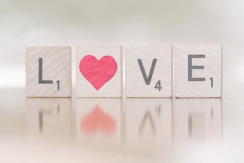 伤感简短生活语录(精选80句)