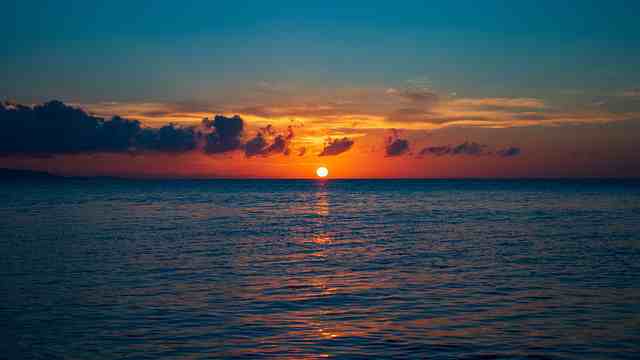 关于毕业季唯美句子(精选90句)