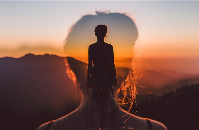 卑微到尘埃的悲伤网名(共152个) 卑微到尘埃的悲伤网名(共152个)