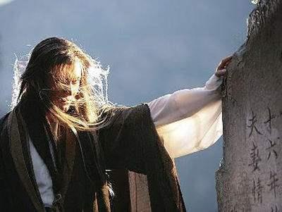 郭襄为何如此迷恋杨过?黄蓉知道答案,就藏在襄阳大会上