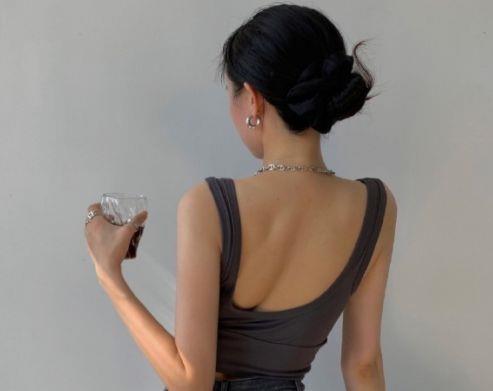 爱情伤感句子十个字左右