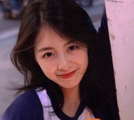 描写牡丹花的优美句子