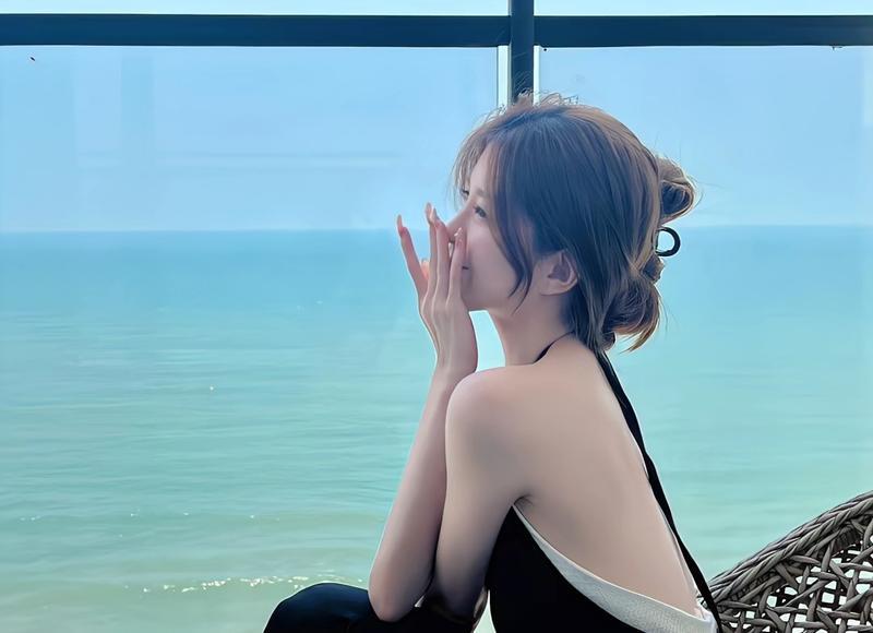 把腿打开摸到高潮?我和男同桌的爱情故事 把腿打开摸到高潮?我和男同桌的爱情故事