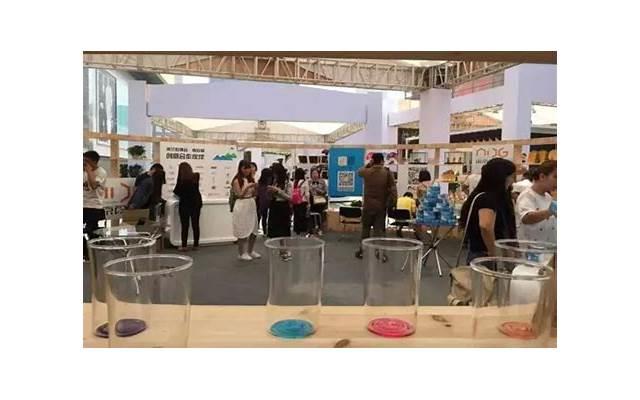 荆棘花园情感故事:爱情的坎坷与挽回的艰辛 荆棘花园情感故事:爱情的坎坷与挽回的艰辛