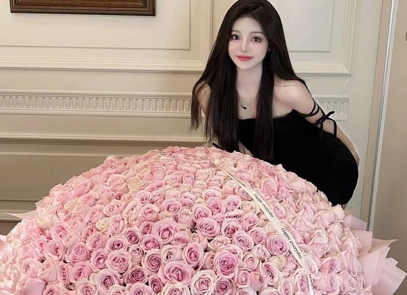 依兰爱情故事歌词(梦涵-依兰爱情故事(粤语版)) 依兰爱情故事歌词(梦涵-依兰爱情故事(粤语版))