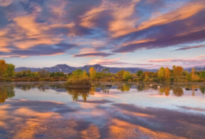 ​形容场面十分壮观的四字词语