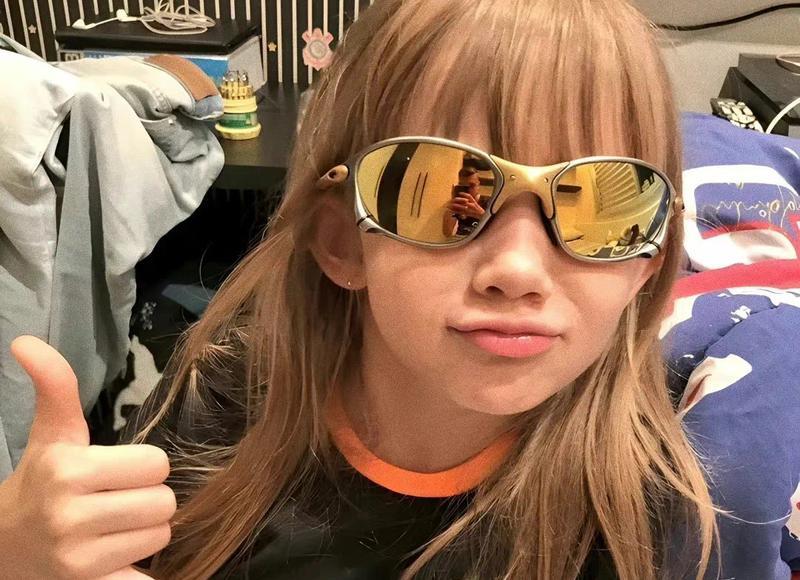 在车上拍抖音文案（在车上拍抖音文案搞笑）