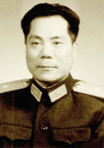 ​开国少将李仲麟的故事2.1