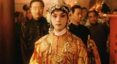 ​《赤伶》背后的故事：位卑未敢忘忧国，戏子有情有义，与日军同死