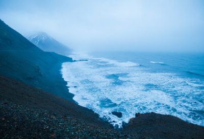 ​红楼梦晴雯撕扇子的故事